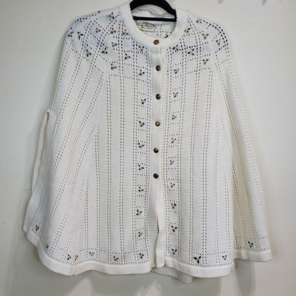Sweater Bee White Embroidered Poncho Cape 1960s Knit Pointelle Sweater Shawl